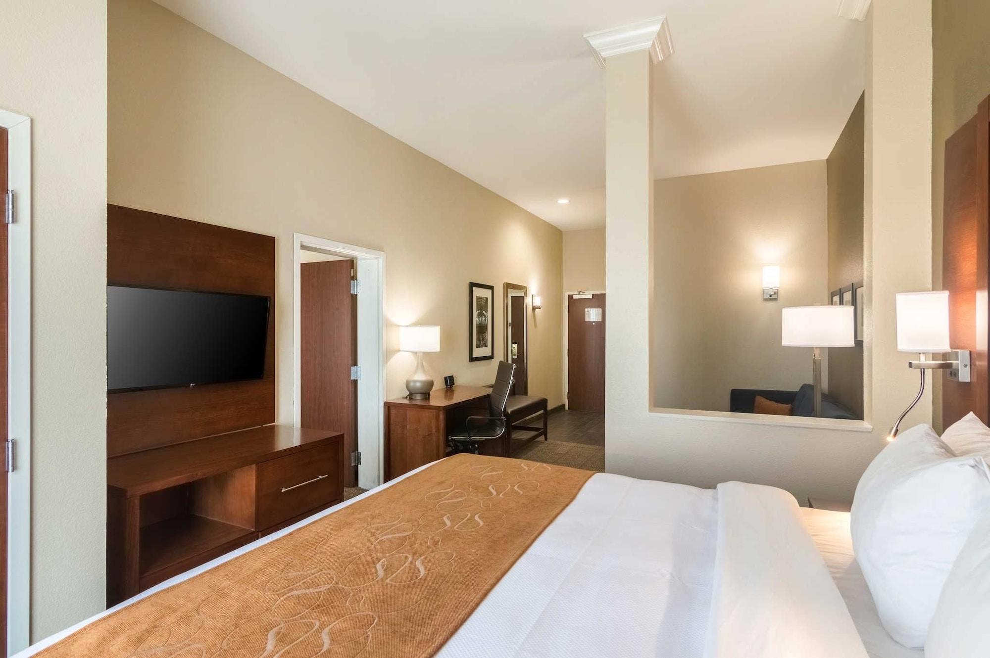 Comfort Suites Fairgrounds West Oklahoma City Exterior foto