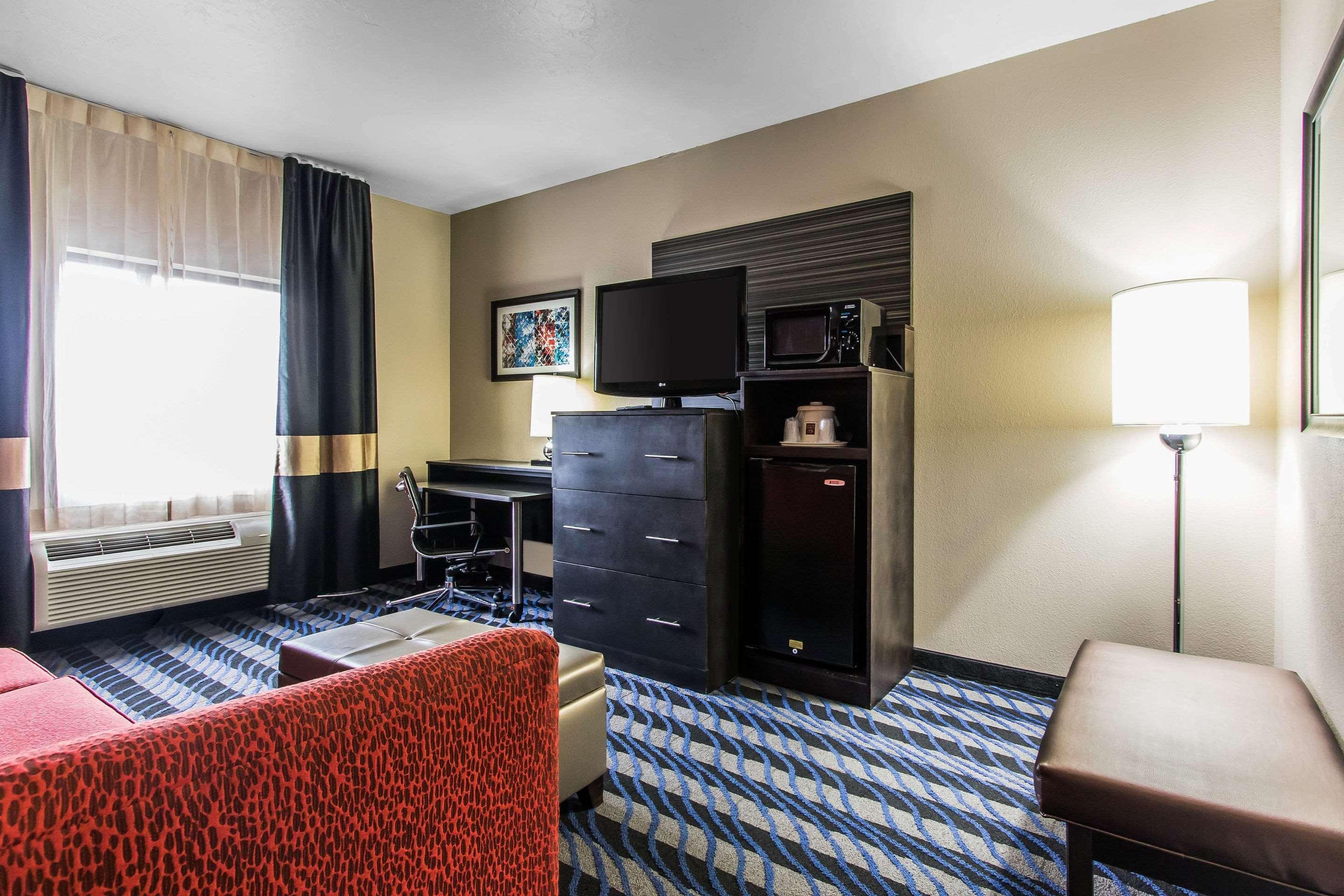 Comfort Suites Fairgrounds West Oklahoma City Exterior foto